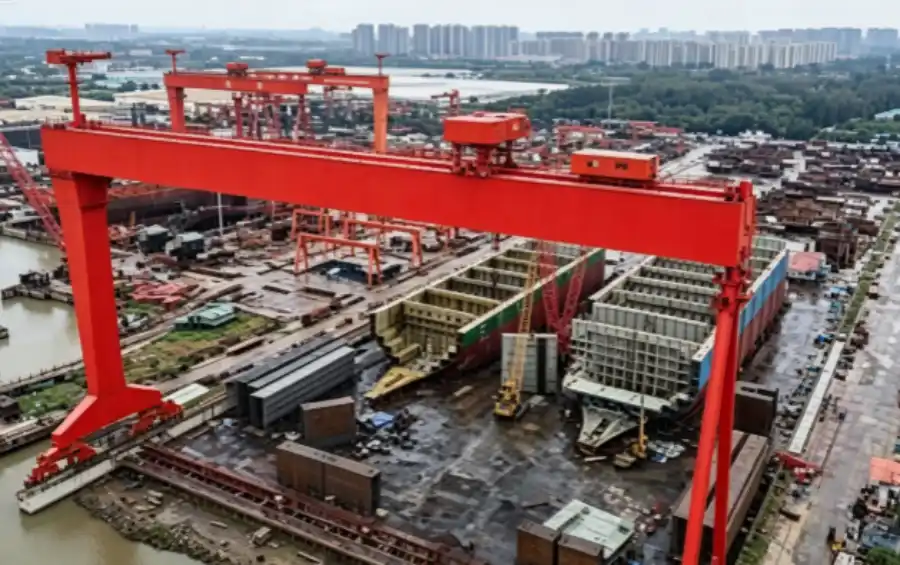 Shipbuilding Gantry Cranes.webp Shipbuilding Gantry Cranes.webp
