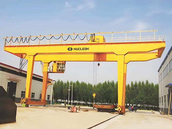 u-type-double-beam-gantry-crane.webp
