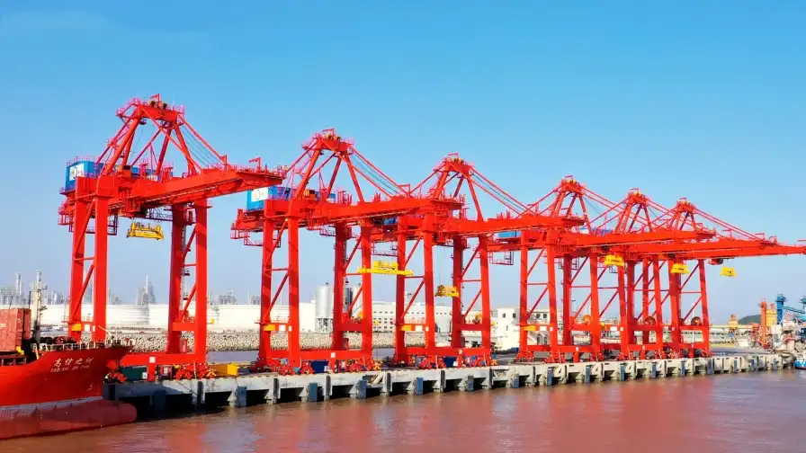STS Quay Crane for Containers.webp