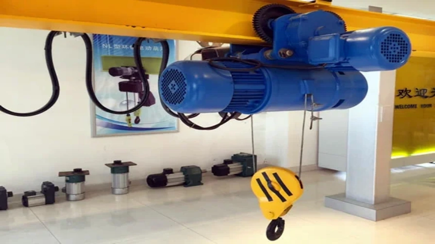 wire-rope-hoist-edited.webp
