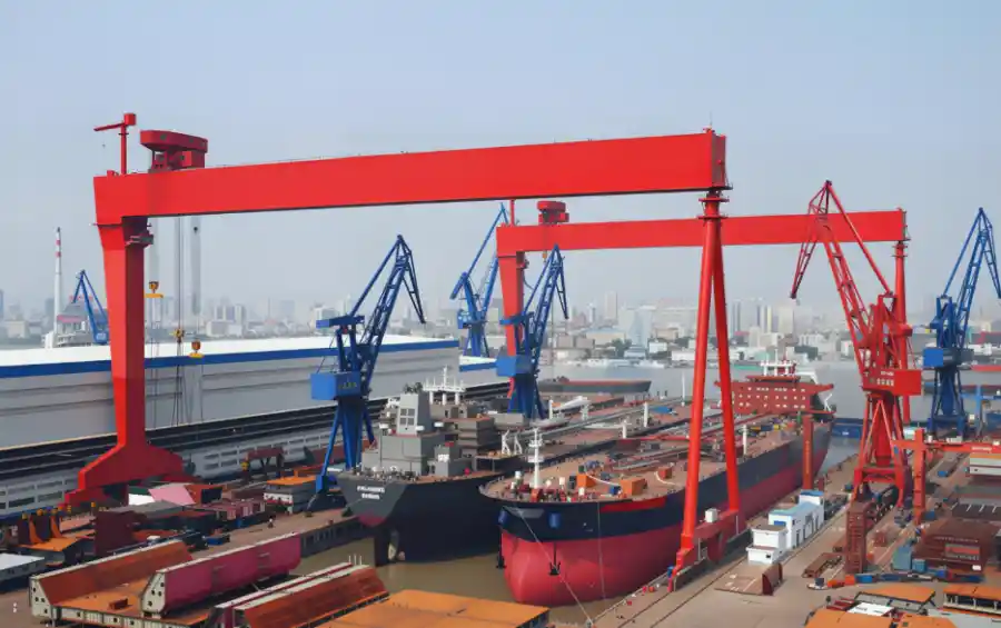 Shipbuilding Gantry Crane: Technical Guide to Dual-Trolley Systems & Block Lifting